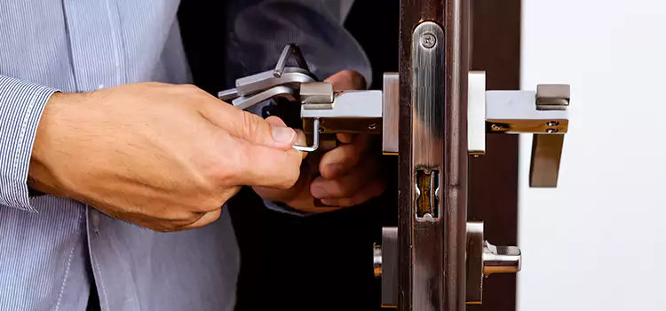 Commercial Door Lock Repair Cote-Saint-Luc