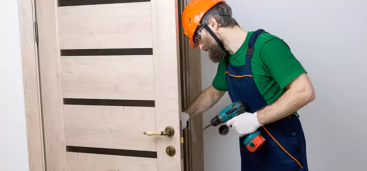 Replace Internal Door Handle with Lock Cote-Saint-Luc