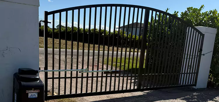 Driveway Fence Repair Cote-Saint-Luc